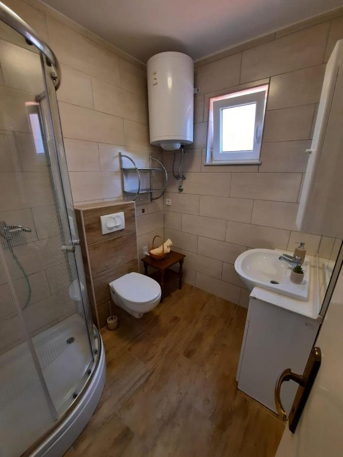 Lana 2 Apartmán *